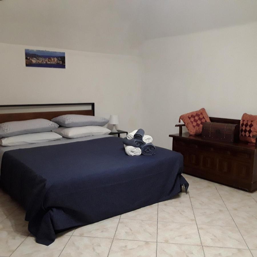 Dimora Letizia- Room 1 Procida Eksteriør billede